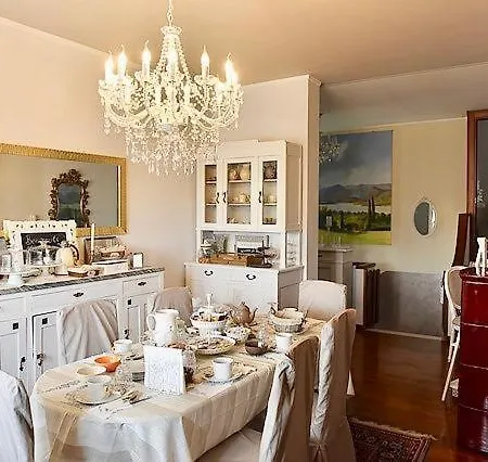 La Casa Di Pamela Oda ve Kahvaltı